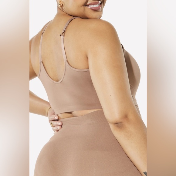 NWT Yitty Nearly Naked Shapewear Plunge Bra in Taupe Size 3X/4X - Picture 5 of 14